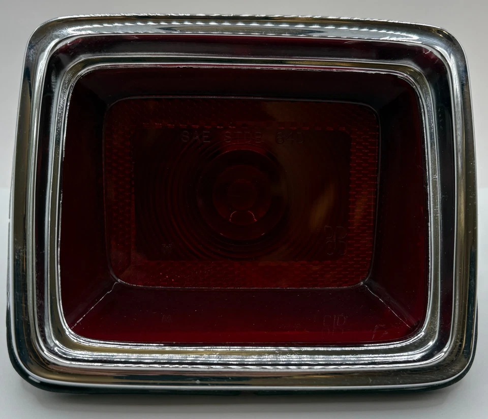 Nuevo conjunto de lámpara trasera de stock antiguo para modelos Dodge 1964 #2449546 Foto 1 de 1