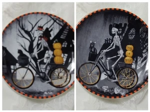 222 Quinto HALLOWEEN BICICLETA ESQUELETO ENSALADA PLATOS POSTRE Set 2 Mr. & Mrs. NUEVO - Imagen 1 de 5