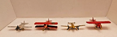 Four (4) Different Diecast Tootsietoy Airplanes No. 4660, 4675, 119 and 125 - Image 1 of 4