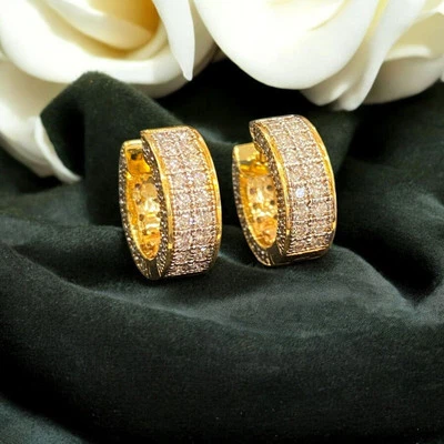 Magnificent 1.80 Cts Round Brilliant Cut Natural Diamonds Hoop Earrings 14K Gold - Image 1 of 4