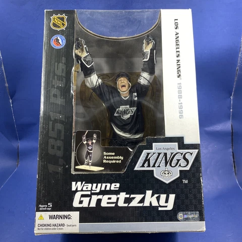 Wayne Gretzky (Los Angeles Kings) 12" NHL Action Figure by McFarlane Cover