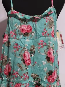 Camiseta sin mangas Mossimo Supply Co para mujer XXL verde floral con volantes espalda deportiva - Imagen 1 de 4