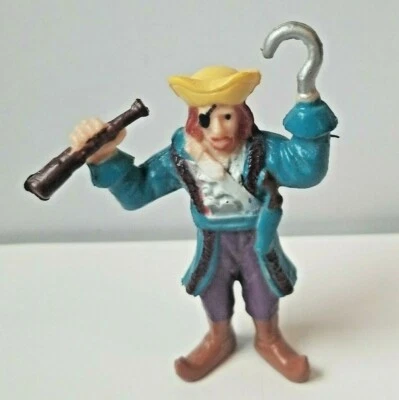 VINTAGE CAPTAIN HOOK WITH YELLOW HAT 3” PIRATE FIGURE UNBRANDED made in China - Image 1 of 4