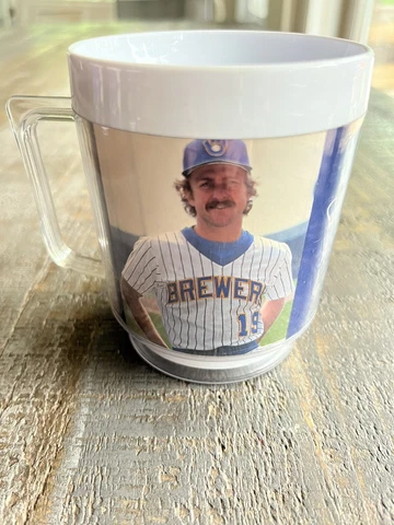 1980s MILWAUKEE BREWERS-ROBIN YOUNT #19-THERMAL COFFEE CUP/MUG-MAXWELL COFFEE Cover