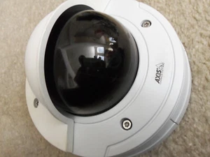 AXIS P3364-VE 6MM Network IP POE Megapixel Security Surveillance Cam Camera - Picture 1 of 7
