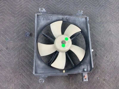 Mazda Miata 1999-2000 OEM pasajero derecho radiador aire acondicionado cubierta ventilador 99-00 *LEER* Foto 1 de 4