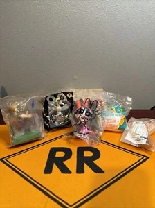5 Toys From Fast Food Restuurant’s Lot  - Picture 1 of 6