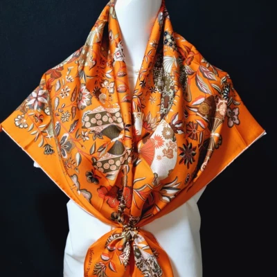 RARE VINTAGE HERMES Silk Scarf "Fleurs et Papillons de Tissus" Carre 90 - Image 1 of 4