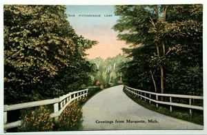 Vintage Leinen Postkarte Grüße aus Marquette Michigan malerische Gasse - Bild 1 von 2