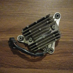 1999-2007 Suzuki Hayabusa GSX1100R regulator rectifier VOLTAGE CHARGE OEM - Picture 1 of 3