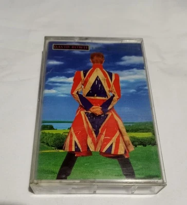 David Bowie Earthling (1997) Cassette Untested - Image 1 of 4