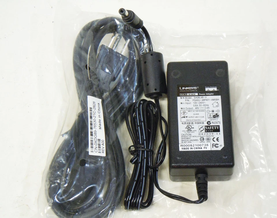 NUEVO Adaptador de corriente alterna Linksys Cisco AD48/04 SA06L48-V 48V 0.4A ENVÍO EL MISMO DÍA Foto 1 de 1