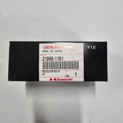 Kawasaki OEM Voltage Regulator 21066-1101 / VN750 - Image 1 of 2