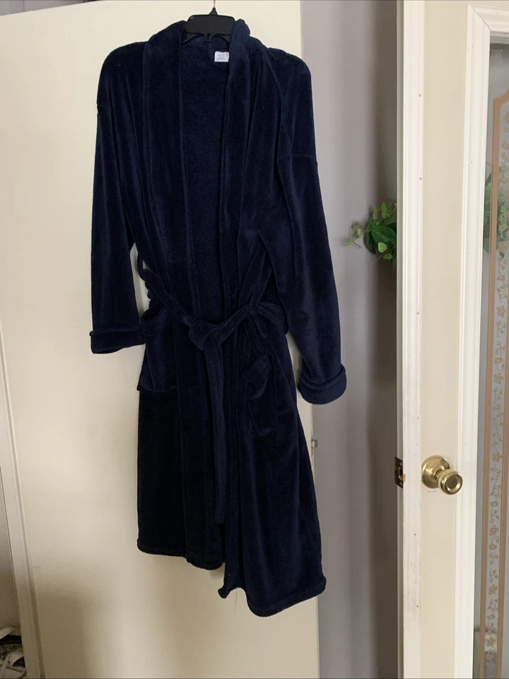 Croft & Barrow - Bata con cinturón azul marino para hombre - Talla pequeña/mediana  Foto 1 de 1