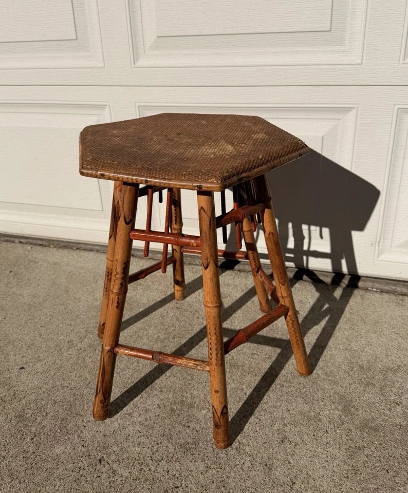 Antiguo soporte victoriano para plantas de bambú de caparazón de tortuga/tigre Foto 1 de 4