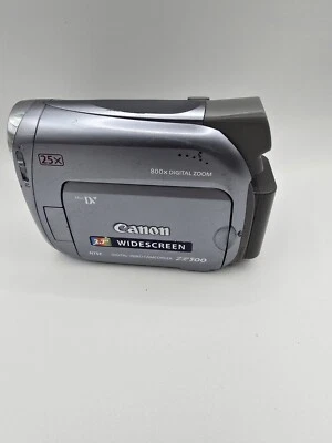 CANON ZR500 A MINIDV MINI DV STEREO CAMCORDER FOR PARTS OR REPAIR W8-4(2) - Image 1 of 3