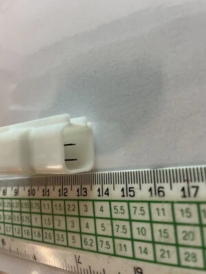 6Y8-81920-11-00 Genuine Yamaha Command Link In Line Hub Assembly Plug Socket NOS - Image 1 of 4