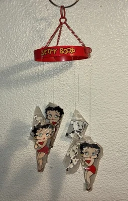 Carillón de viento de metal vintage Betty Boop & Dog 2004 retro Foto 1 de 4