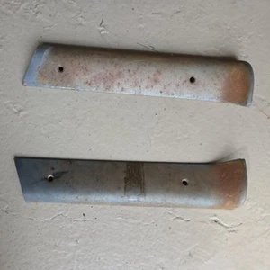 1959 1960 Chevy Impala 2/4 Door Sedan C Pillar Sail Trim Belair Delray Biscayne - Picture 1 of 4