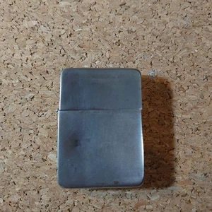 Raro encendedor vintage Zippo de 4 barriles de acero negro Crackle original de la Segunda Guerra Mundial - Imagen 1 de 20