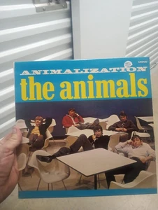 THE ANIMALS ANIMALIZATION LP - POLYDOR 1986 - NM VINYL - Picture 1 of 7
