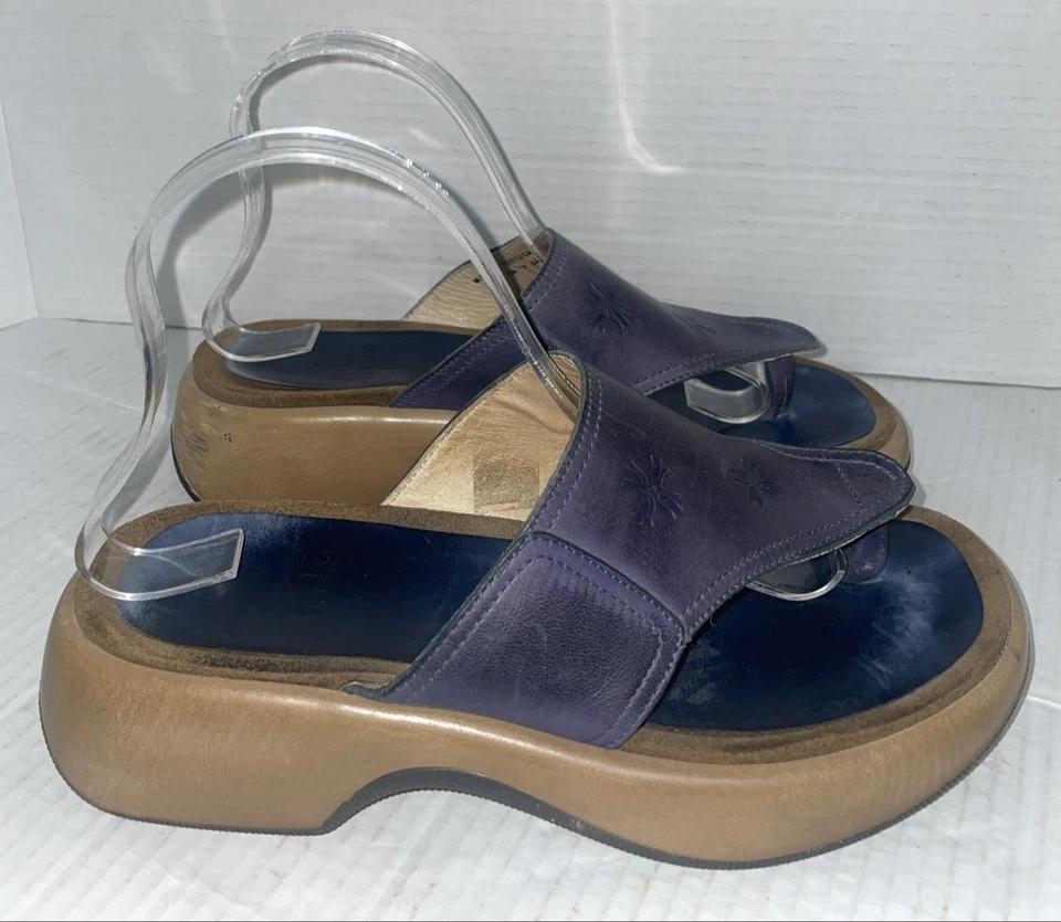 Sandalias Dansko Mujer EE. UU. 8 Slide Cuero Azul Sin Cordones Cuña Chanclas EU 38 Foto 1 de 4