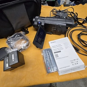 Sony FDR AX100 Video  Handycam  4K HD 20MP WiFi MINT Streaming cast Camera - Picture 1 of 9