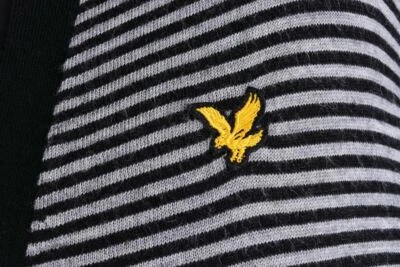 Lyle & Scott Vintage Button-Front V-Neck Cardigan Jumper Size XL - Image 1 of 4
