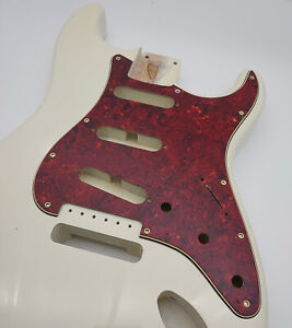BloomDoom 3 Ply Aged Red Tortoise Relic S-Style Pick Guard