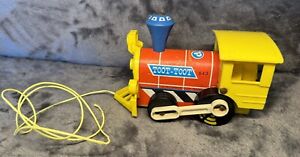 1964 Vintage Fisher Price Toys 643 Toot Toot Pull Along Train In Working Order