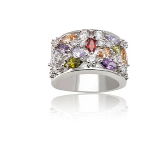 R6939 Women Fashion Jewelry White Yellow Gold Plated Crystal Cocktail Band Ring - Picture 1 of 8