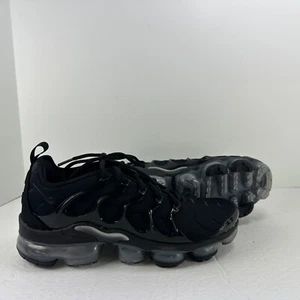 WMNS NIKE AIR VAPORMAX PLUS NERO-NERO-ANTRACITE TAGLIA 11 [DH1063-001] - Foto 1 di 12