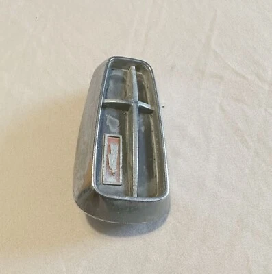 1962 Dodge 330 440 Fender Emblem 2099550 62 - Image 1 of 4