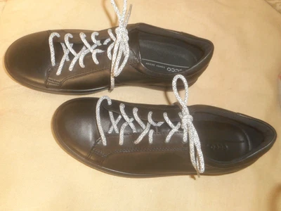 ECCO  DANISH  DESIGN  WOMEN'S  BLACK  LEATHER  SNEAKERS  SIZE 41 /10.5  NWOB - Image 1 of 4