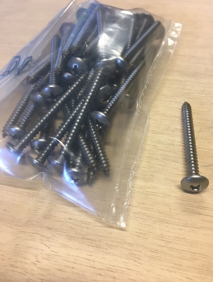 VITE ACCIAIO INOX 4x38 LEGNO PLASTICA TESTA CILINDRICA BOMBATA INSERTO  PH2 40PZ - Immagine 1 di 1