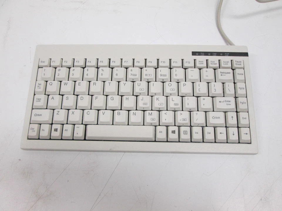 Adesso ACK-595UW USB Keyboard - Image 1 of 4