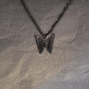 Hämatit Schmetterling Halskette 17,5" --- Fassverschluss --- Lot 1418 - Bild 1 von 2