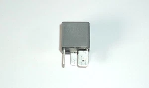 VW Golf Polo Audi orig. 191906383C Kraftstoffpumpenrelais 167 relay fuel pump - Picture 1 of 3