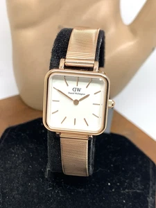 Reloj para mujer Daniel Wellington DW00100517 esfera blanca correa de malla oro rosa 22 mm - Imagen 1 de 13