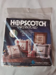 Charles Craft Hopscotch Tartan Plaid 14 Ct Aida Cloth 15" Cross Stitch Fabric - Picture 1 of 2