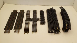 ASST ATLAS TRACKS: 2-9" TERMINALS, 2-RERAILERS, 2-6", 13-9", 12-15"R (31 PIECES) - Picture 1 of 6