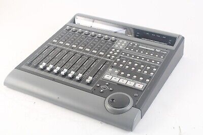 Mackie Control Universal 8-Channel DAW Master control Surface Mixer