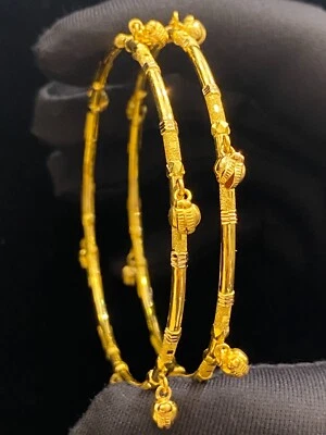 Hermoso brazalete brazalete Dubai hecho a mano de 2,62 mm en oro amarillo de 22K estampado 916 Foto 1 de 4