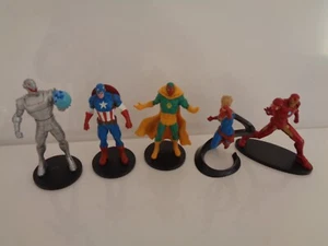 marvel superheros figures plastic on stands disney - Picture 1 of 12