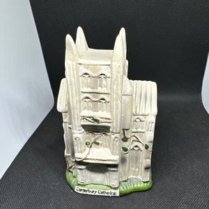 Vintage Canterbury Cathedral Ceramic Figurine Souvenir Hand Painted. - Picture 1 of 5