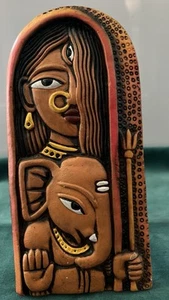 Terrakotta handgefertigte Maa Durga mit hunuman Tischplatte Kunst für Wohnkultur.  - Bild 1 von 6