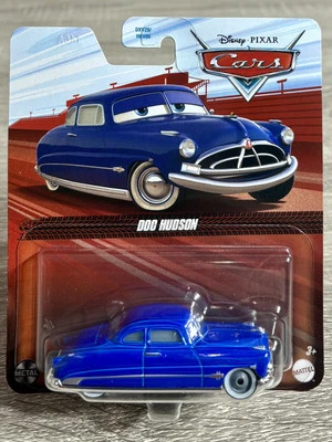 Coches Disney Pixar Doc Hudson con llantas plateadas 2021 diecast. Nuevo y sellado de fábrica Foto 1 de 4