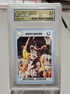 1990 MICHAEL JORDAN COLLEGIATE COLLECTION #3 GRADED USA 9.5 GEM MINT BULLS HOF - Bild 1 von 2