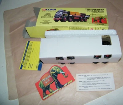 1:50 Corgi 12401 Foden 8 Wheel Platform Lorry & Load Fremlins Brewery Collection - Image 1 of 4