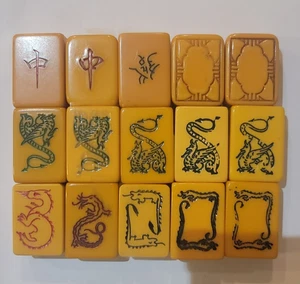 15 tiles all Dragons. 2 rare hand carved. Bakelite Catalin MahJong Mah Jongg - Picture 1 of 3